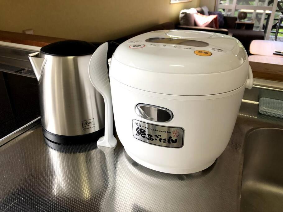 恩納村名嘉真フォレストヴィラ12時チェックアウト可ダブルベッド2台と2段ベッドとユニットバス2室 Экстерьер фото